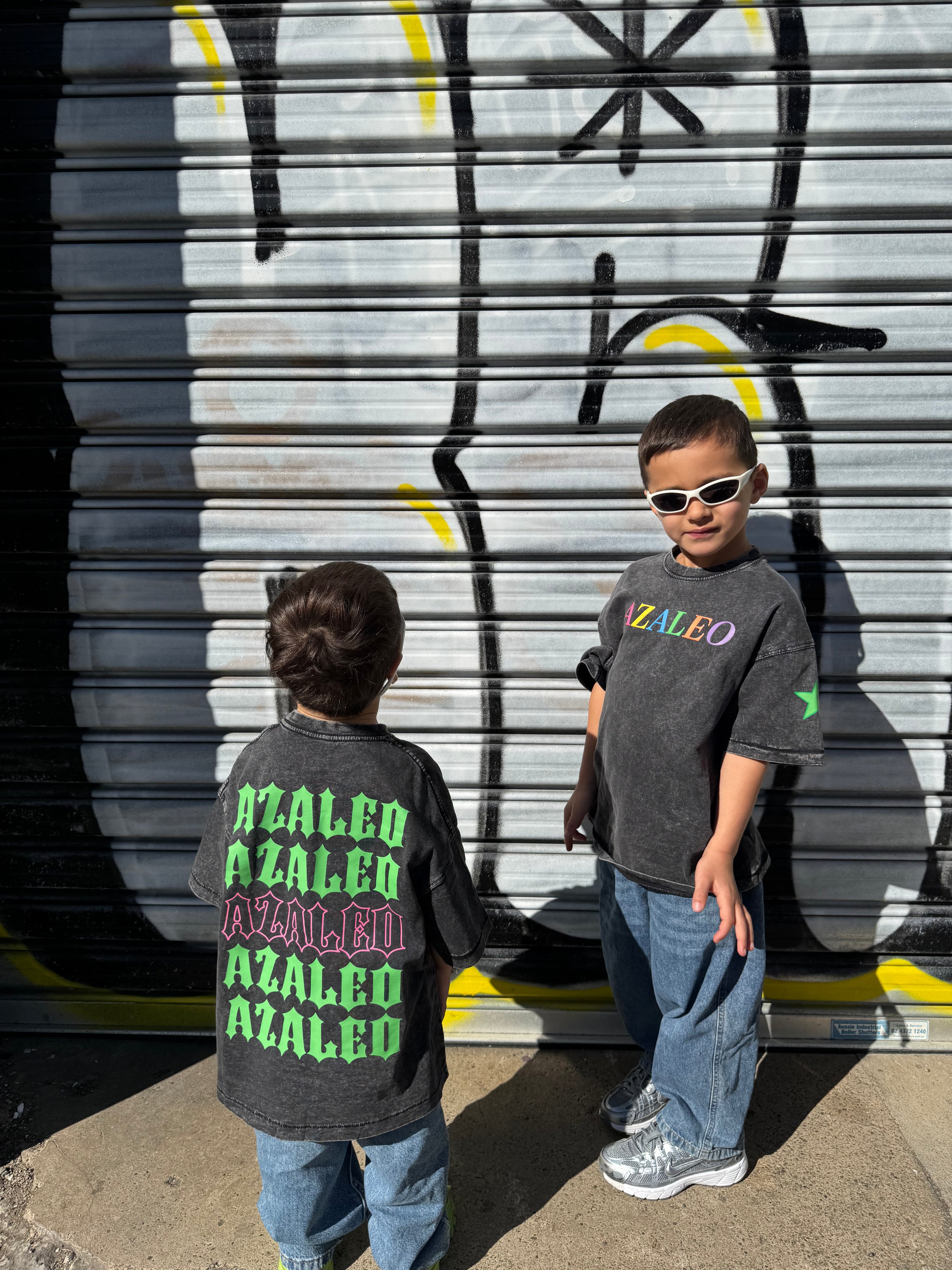 Akeo Tee in acid wash